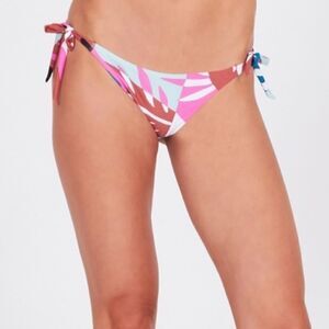Amuse Society Preiscilia Skimpy Bottoms